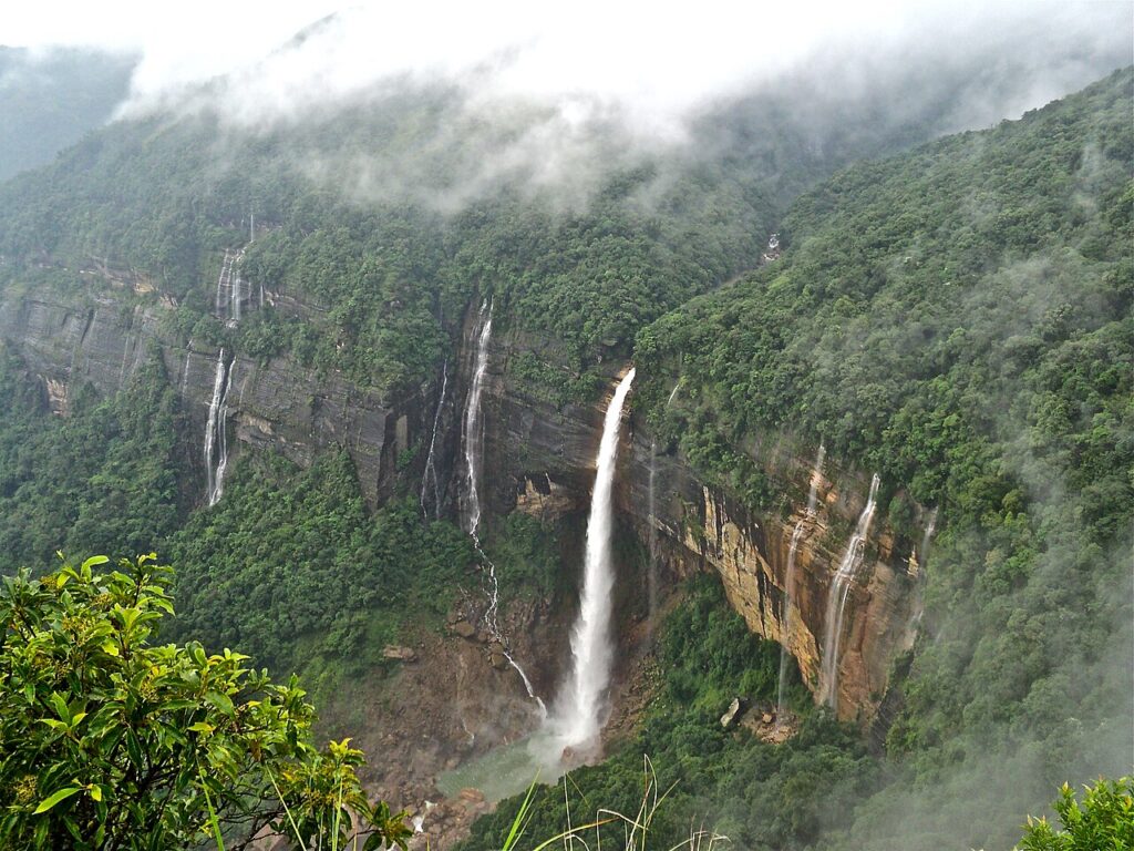 Nohakalikai Falls Cherrapunji, Meghalaya